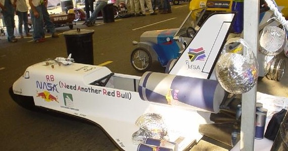 Shuttle look-alike box cart