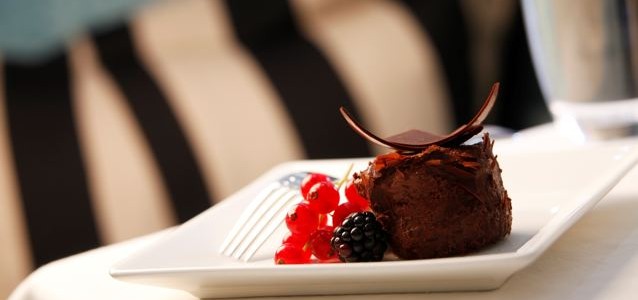 chocolate dessert on board etihad airways business class