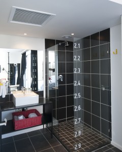 Docklands Hotel Durban Bathroom
