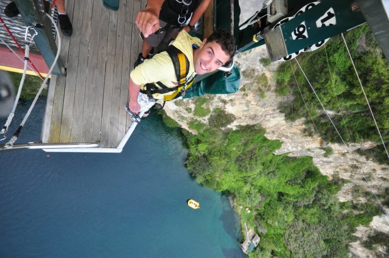 bungy jumping in New Zealand