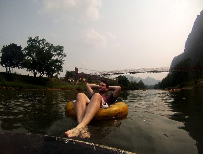 vang vieng tubing