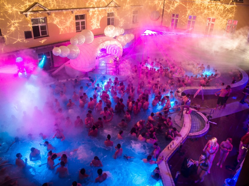 Spa Party, Budapest
