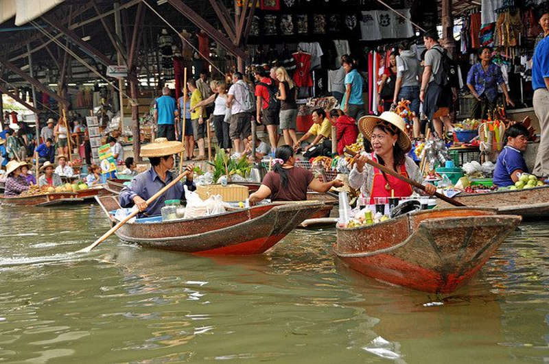 Floating market bangkok