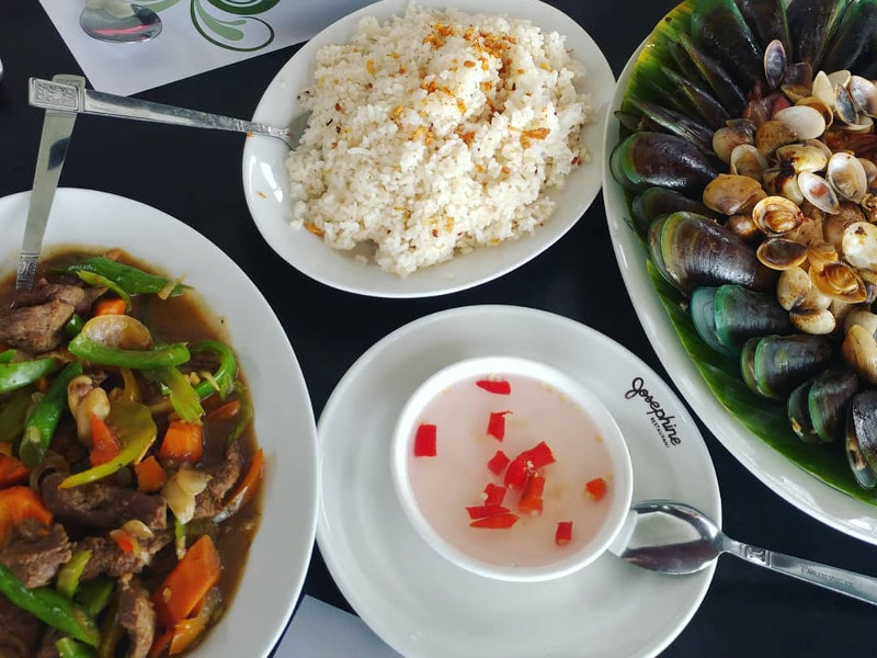 visit-philippines-food