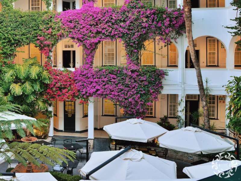 picturesque-courtyard-at-Winchester Mansions best places to visit in Cape Town