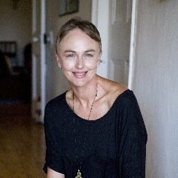 Dawn Jorgensen is Editor of The Incidental Tourist.