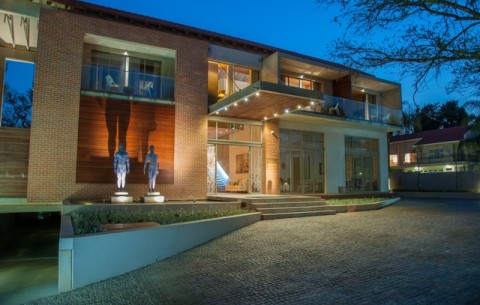 Front entrance of the Menlyn Boutique Hotel in Pretoria.