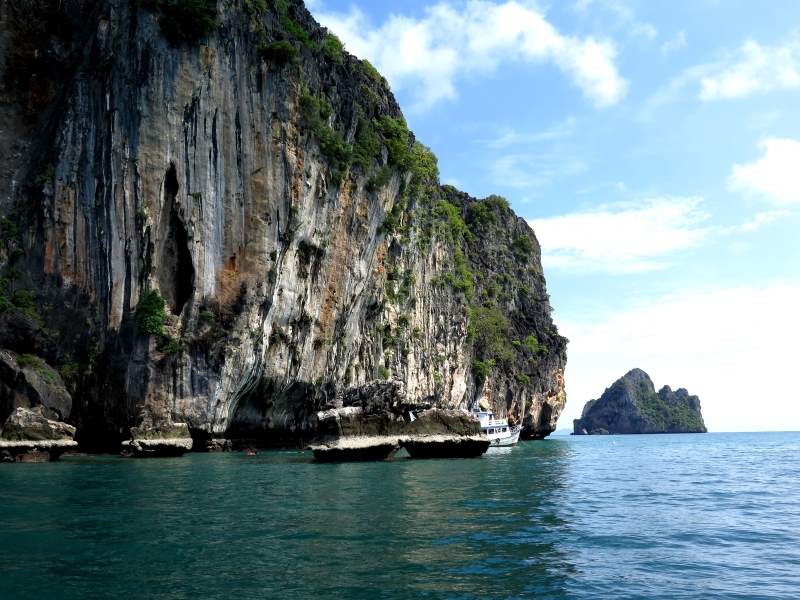 Island Day trip of the Trang Islands in Thailand