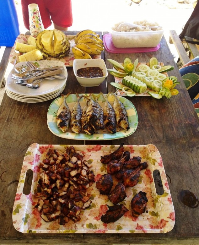 Lunch on the beach in El Nido, Philippines