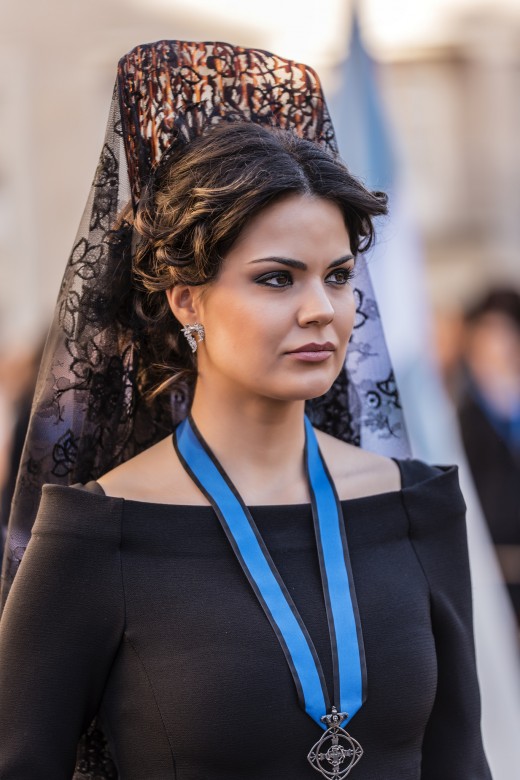 Woman wearing a mantilla