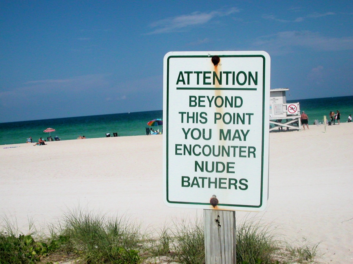 Nude beaches warning sign in Miami