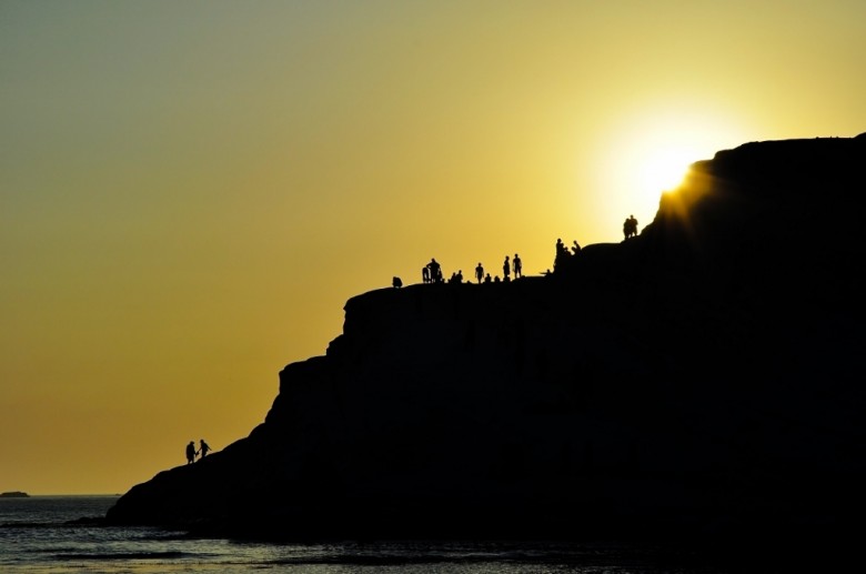 unsplash mountain silhouettes sea (1024x680)