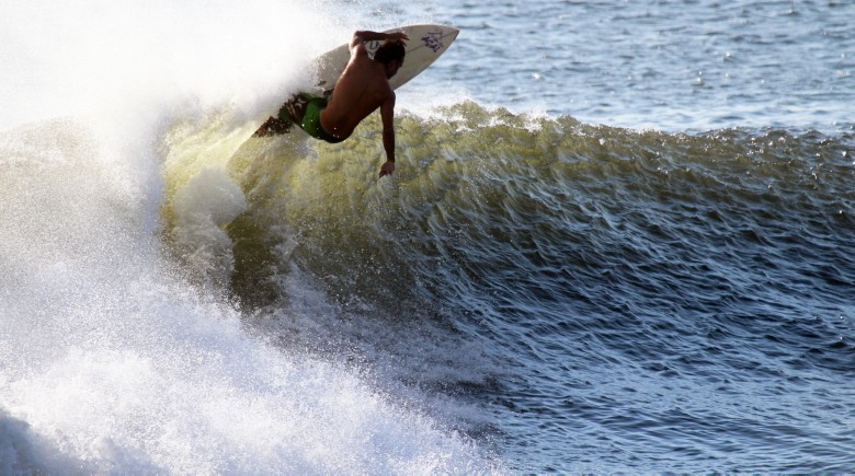 surfers