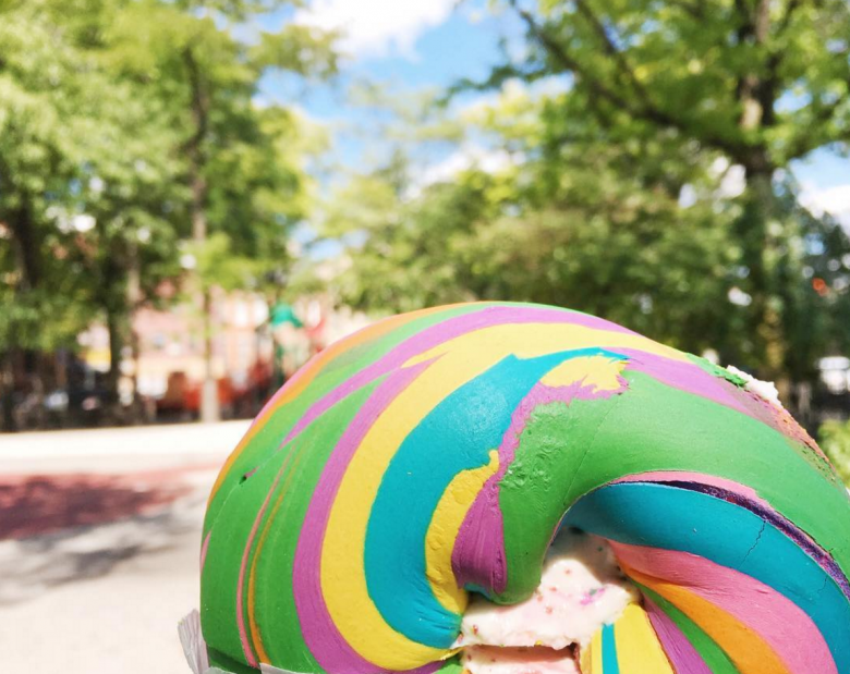 rainbow bagel, crazy cool food