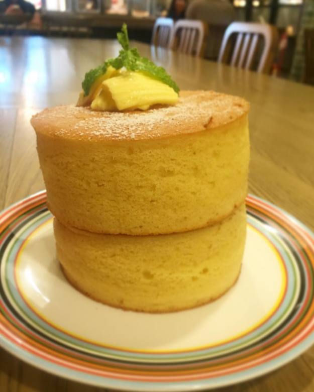 fluffy pancakes, japan crazy cool food