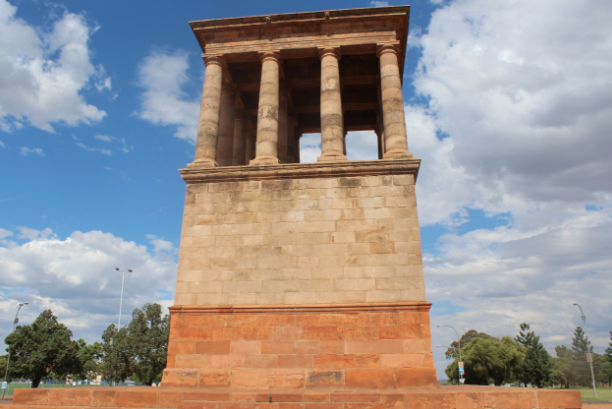 Travelstart. Kimberley, Honoured Dead Memorial