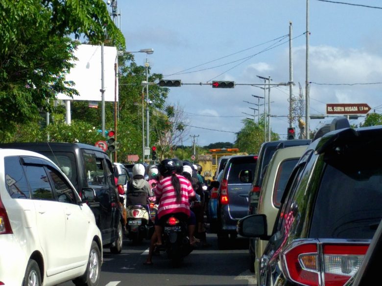 bali traffic