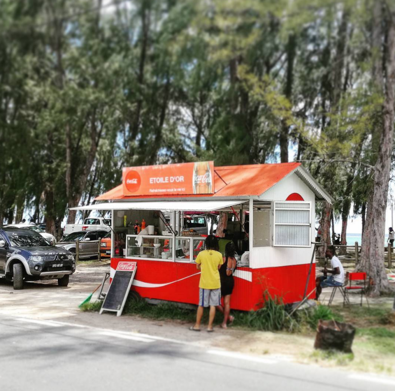 beach hut food street food Mauritius