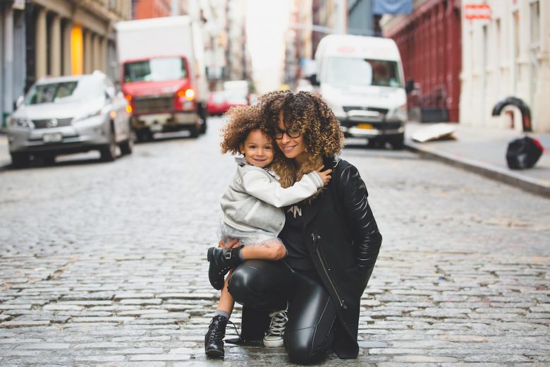 mom and daughter travelling