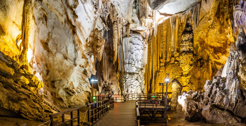 phong nha ke bang vietnam