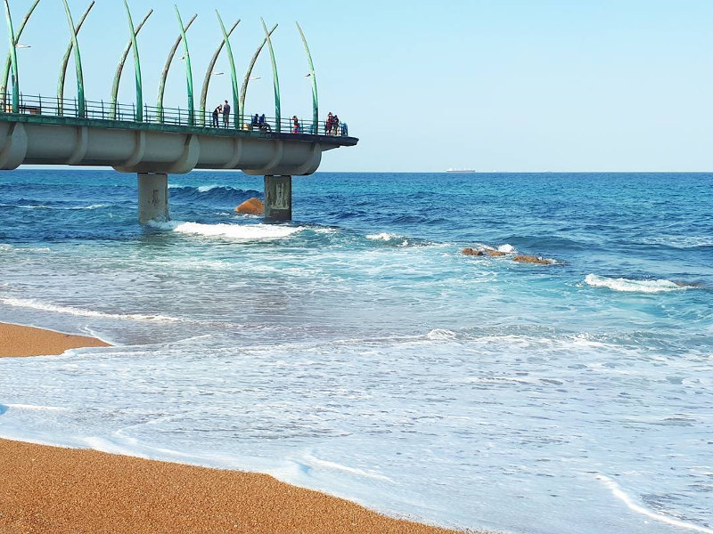 umhlanga-rocks-beach