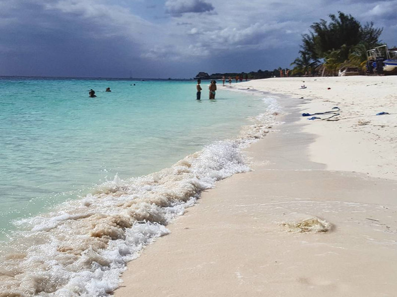 nungwi beach zanzibar