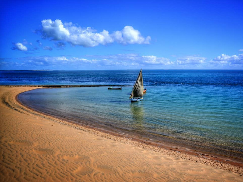 dhow in mozambique