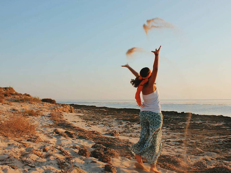 visit-tunisia-beach-happiness