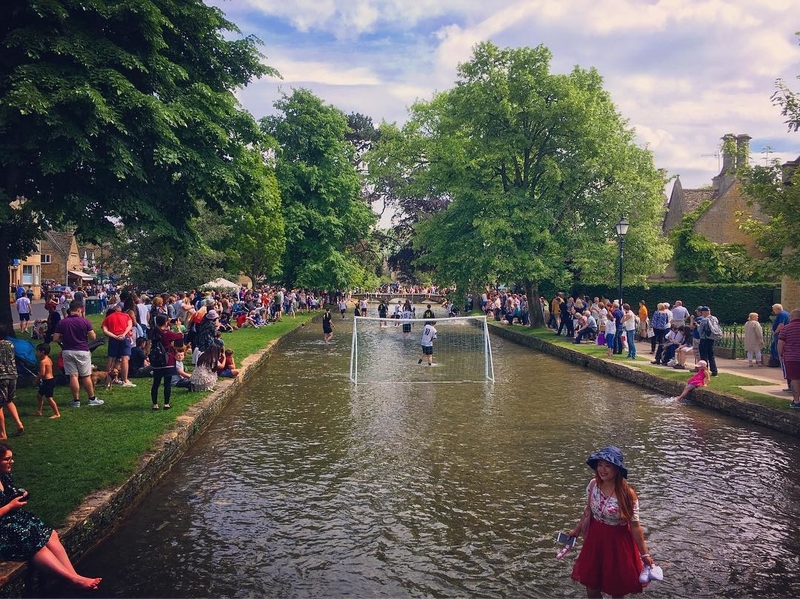 Football Bourton on the water 