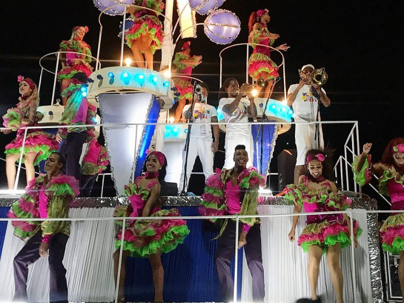 visit-cuba-carnival