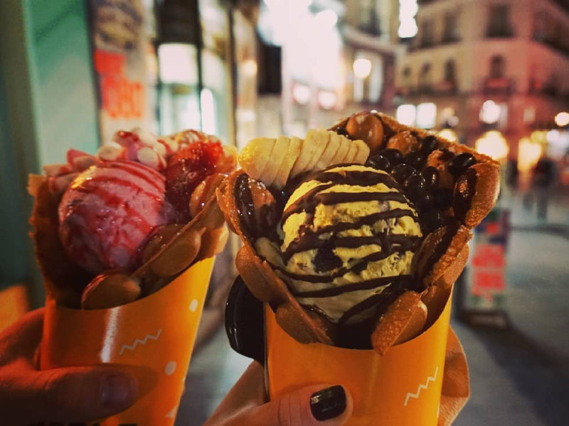best-time-to-visit-spain-icecream