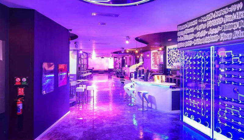 55 lounge club mauritius nightlife