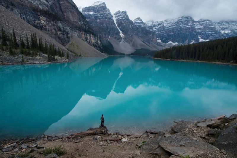 moraine lake banff national park canada visa