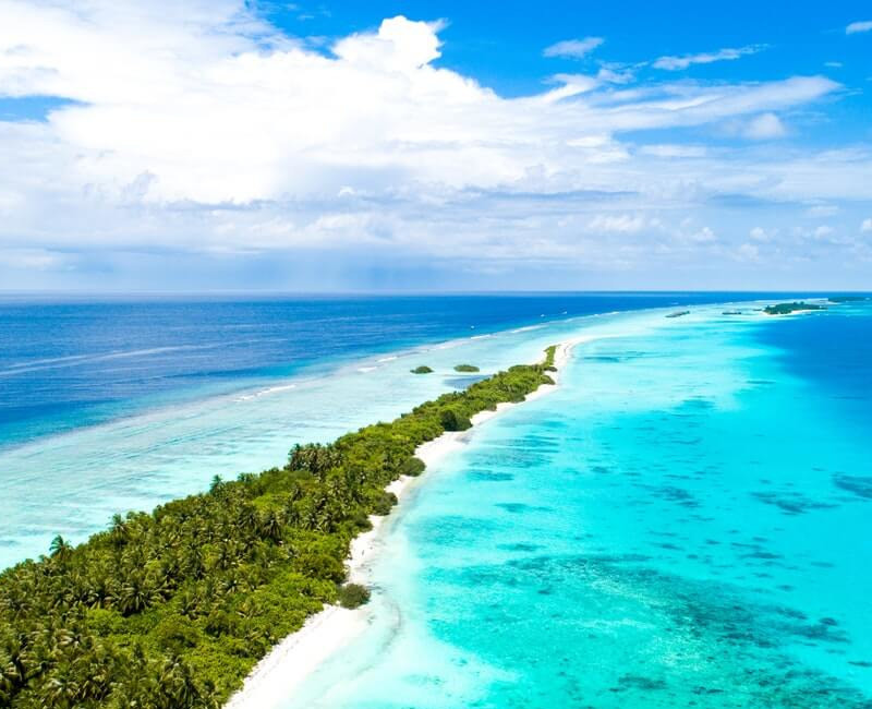 Maldives surf spots