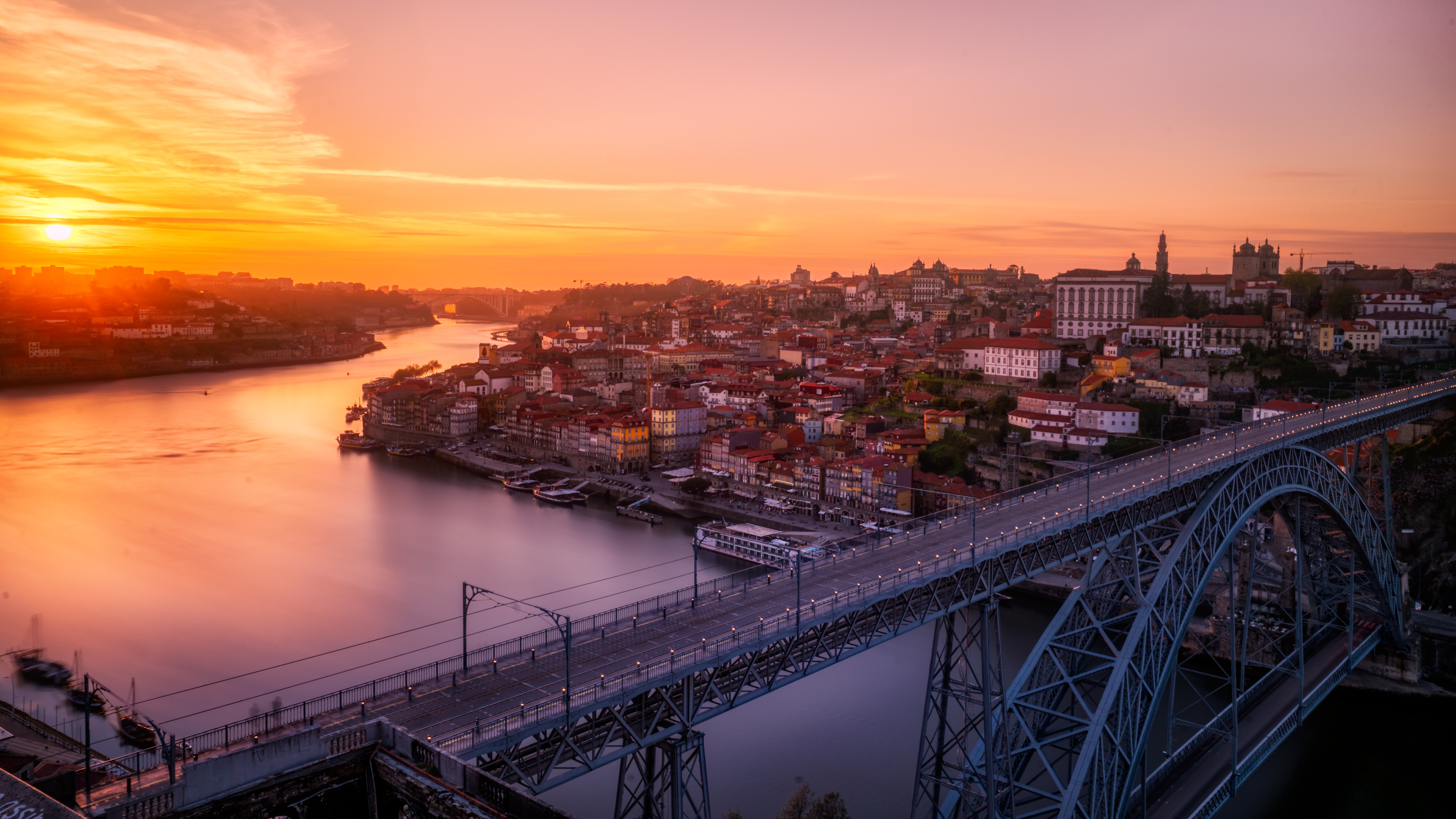 Romance in Porto