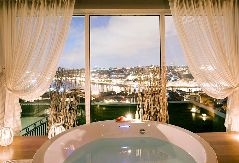 Romance in Porto