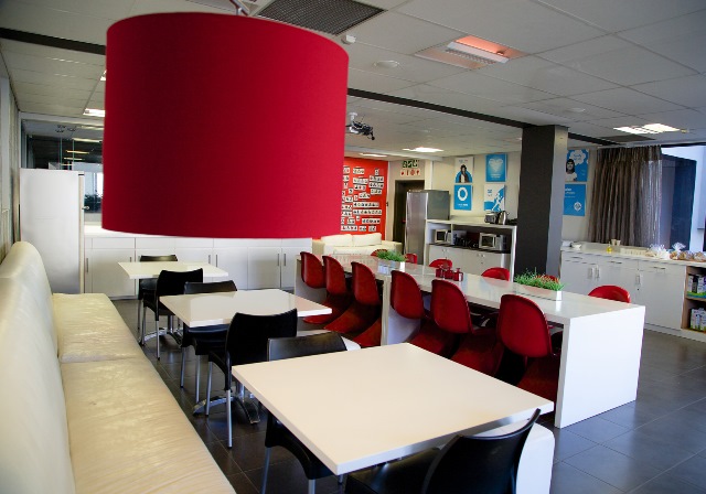 Travelstart 9th Floor Restaurant The restaurant on the 9th floor is where we eat lunch daily, and breakfast on Friday mornings. The Friday breakfast is provided by Travelstart.