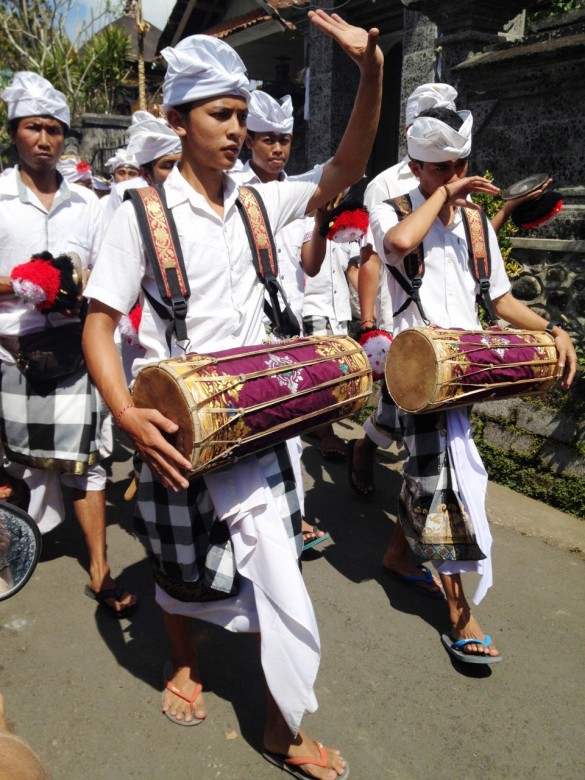 Galungan ceremony Ubud Galungan ceremony, Ubud (960x1280)