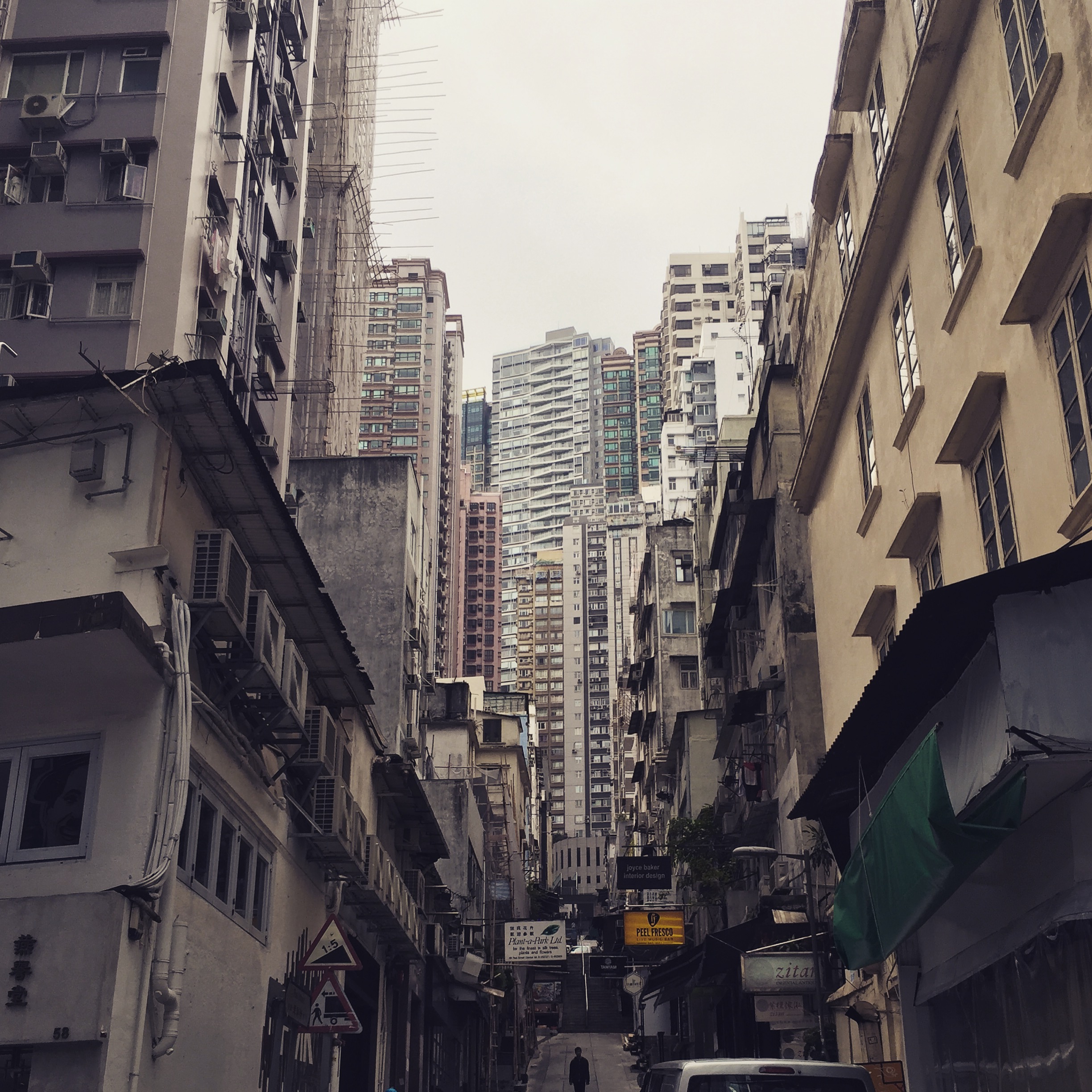 Hollywood Road side streets Hollywood Road Side Streets (3)