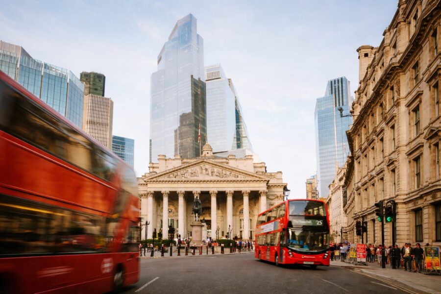 Travelstart+ cheap flights to London