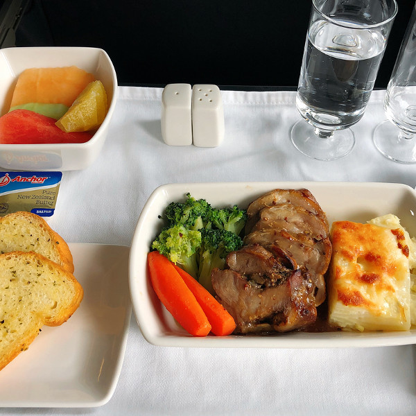 Cathay Dragon (Dragonair) Cuisine