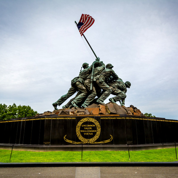 Arlington iwo jima monument