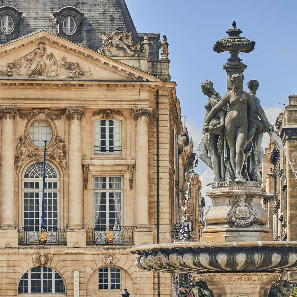 Bordeaux history and architecture