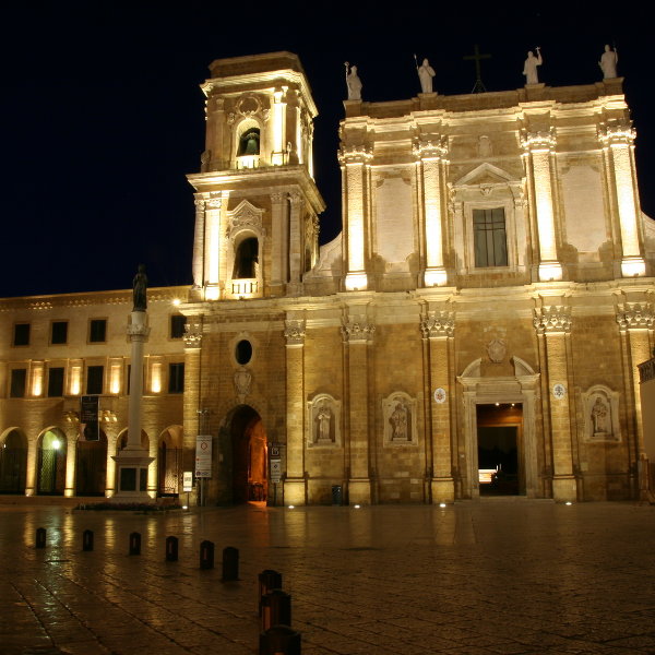 Brindisi brindisi duomo cathedral night view
