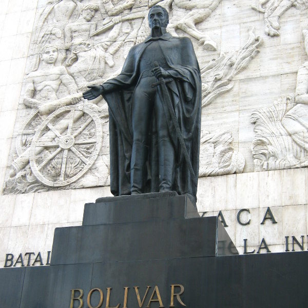 Caracas caracas simon bolivar monument
