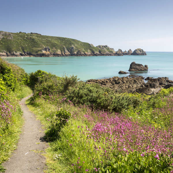 Guernsey walking-trails-in-guernsey