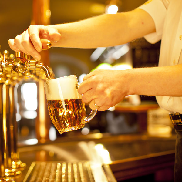 Heraklion man pouring beer