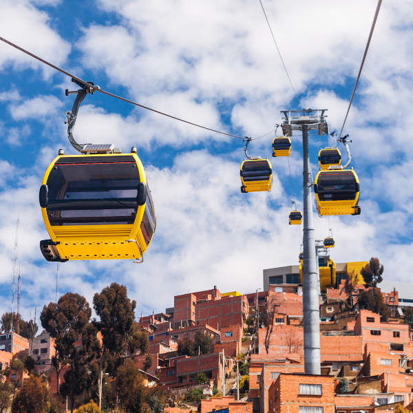 La Paz yelow cable car