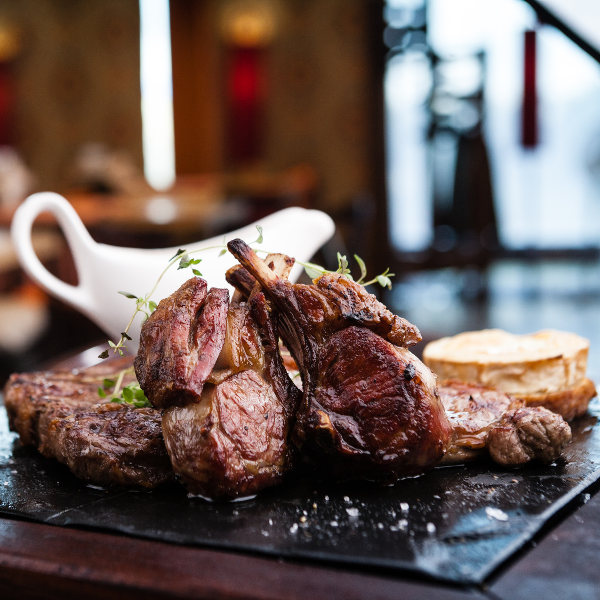 Perth lamb chops gravy