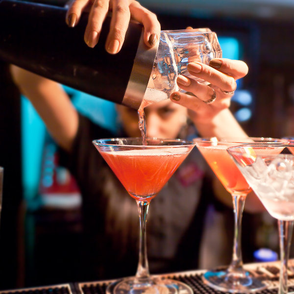 Porto Alegre bar-lady pouring capital